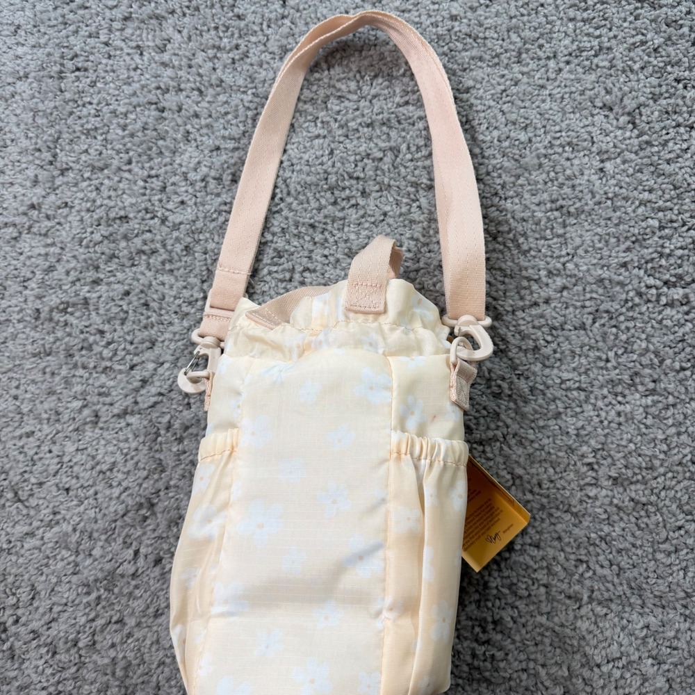 Blogilates Water Bottle Sling Peach Floral Insulated Crossbody Bag NWT